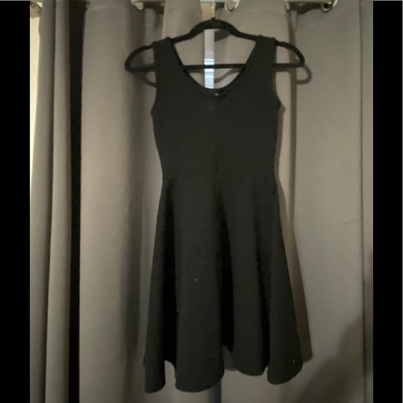 Black dress - Picture 1 of 4